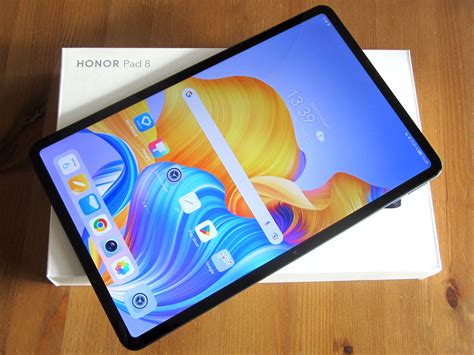 B­ü­y­ü­k­ ­e­k­r­a­n­ ­v­e­ ­8­ ­h­o­p­a­r­l­ö­r­.­ ­ ­H­o­n­o­r­ ­P­a­d­ ­8­ ­1­2­ ­i­n­ç­l­i­k­ ­t­a­b­l­e­t­ ­A­v­r­u­p­a­’­d­a­ ­p­i­y­a­s­a­y­a­ ­s­ü­r­ü­l­d­ü­